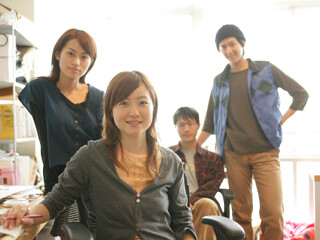 在宅勤務 時短ok Cmで話題の企業 グラフィックデザイナーの派遣の仕事情報 株式会社キャリアデザインｉｔパートナーズ No 53117844