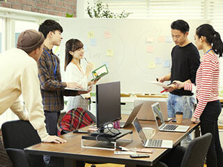 在宅あり 人気ゲーム会社 私服ok データ分析 Sql の派遣の仕事情報 株式会社キャリアデザインセンター No